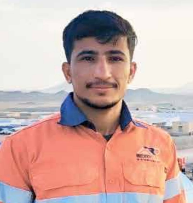 Froze Khan, an IT Computer Office Assistant graduate of The Hunar Foundation